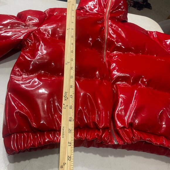PrettyLittleThing Size M Red Glossy Quilted Puffer Jacket Cropped READ - Picture 15 of 16